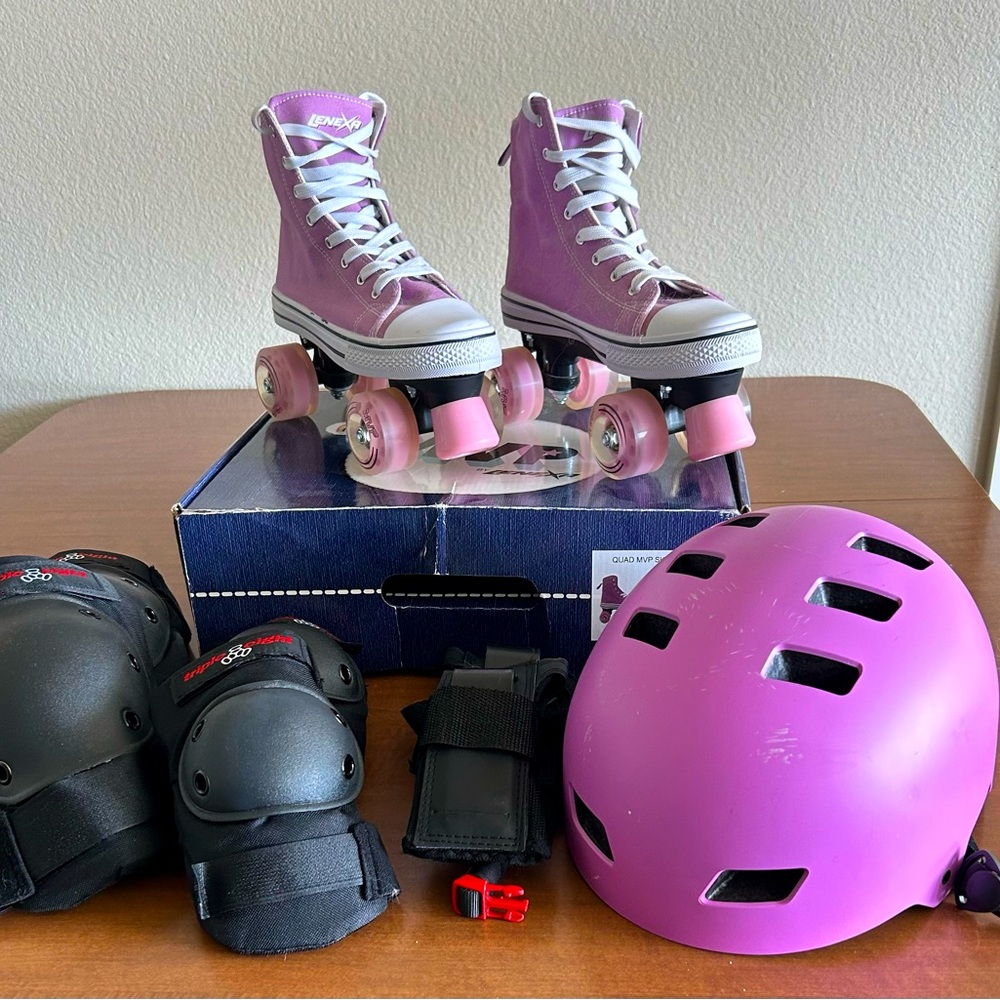 Roller Derby Queen! Women’s size 9 high top converse style roller skates.